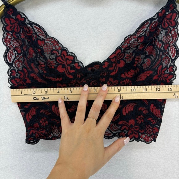 Frederick's of Hollywood Lace Bralette L Black Red Floral Whimsigoth Dark Fairy - Picture 7 of 8
